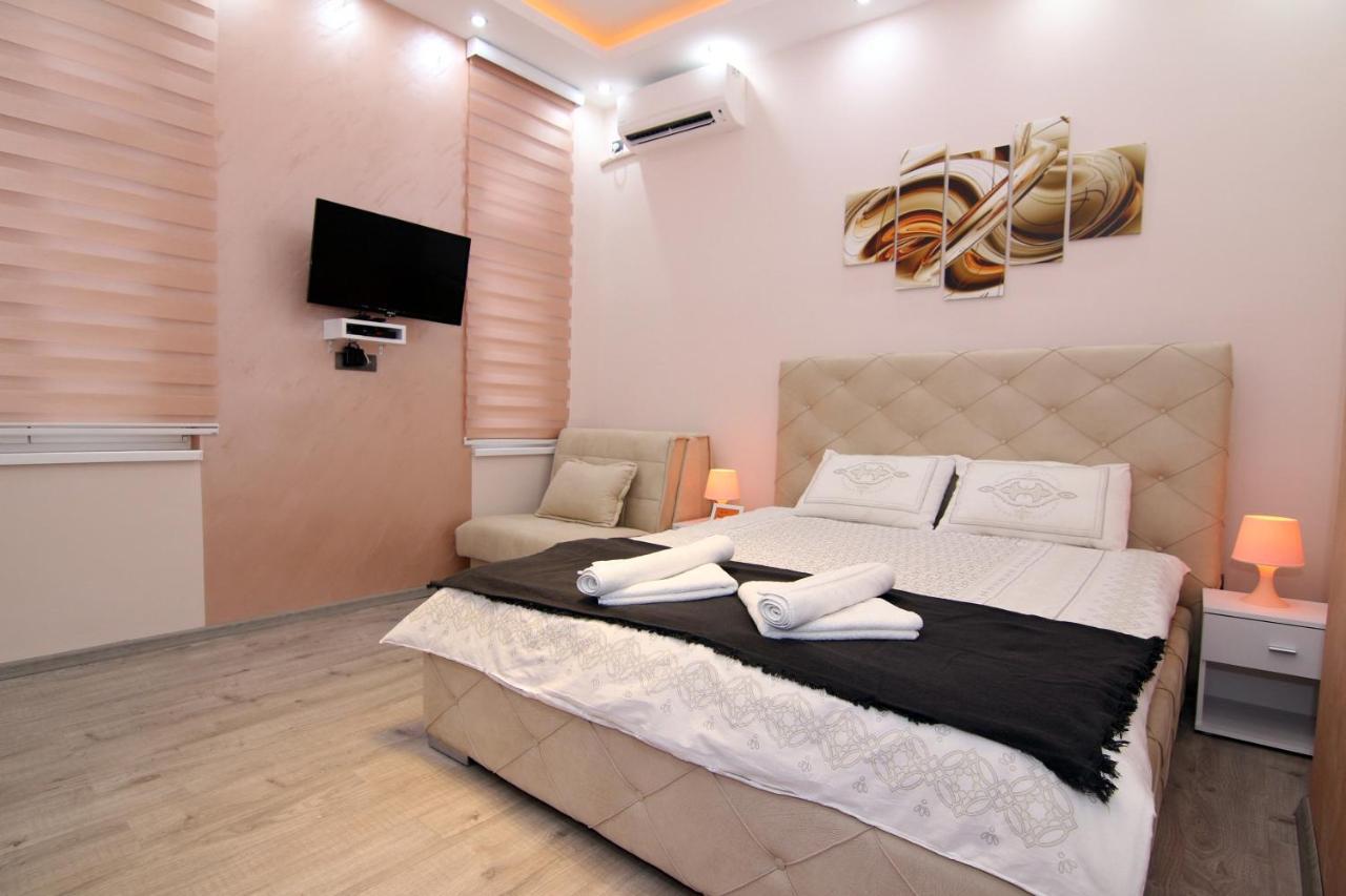 Lupino Apartments Belgrado Exterior foto